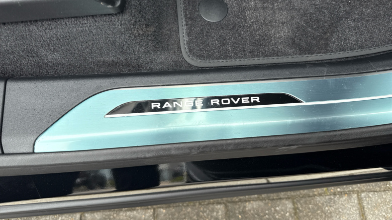 Land Rover Range Rover Sport 3.0 D300 Dynamic SE 5dr Auto Diesel Estate